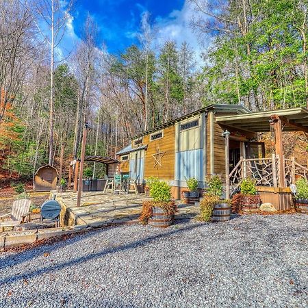 Smoky Mountain Tiny Home Пиджен-Фордж Экстерьер фото