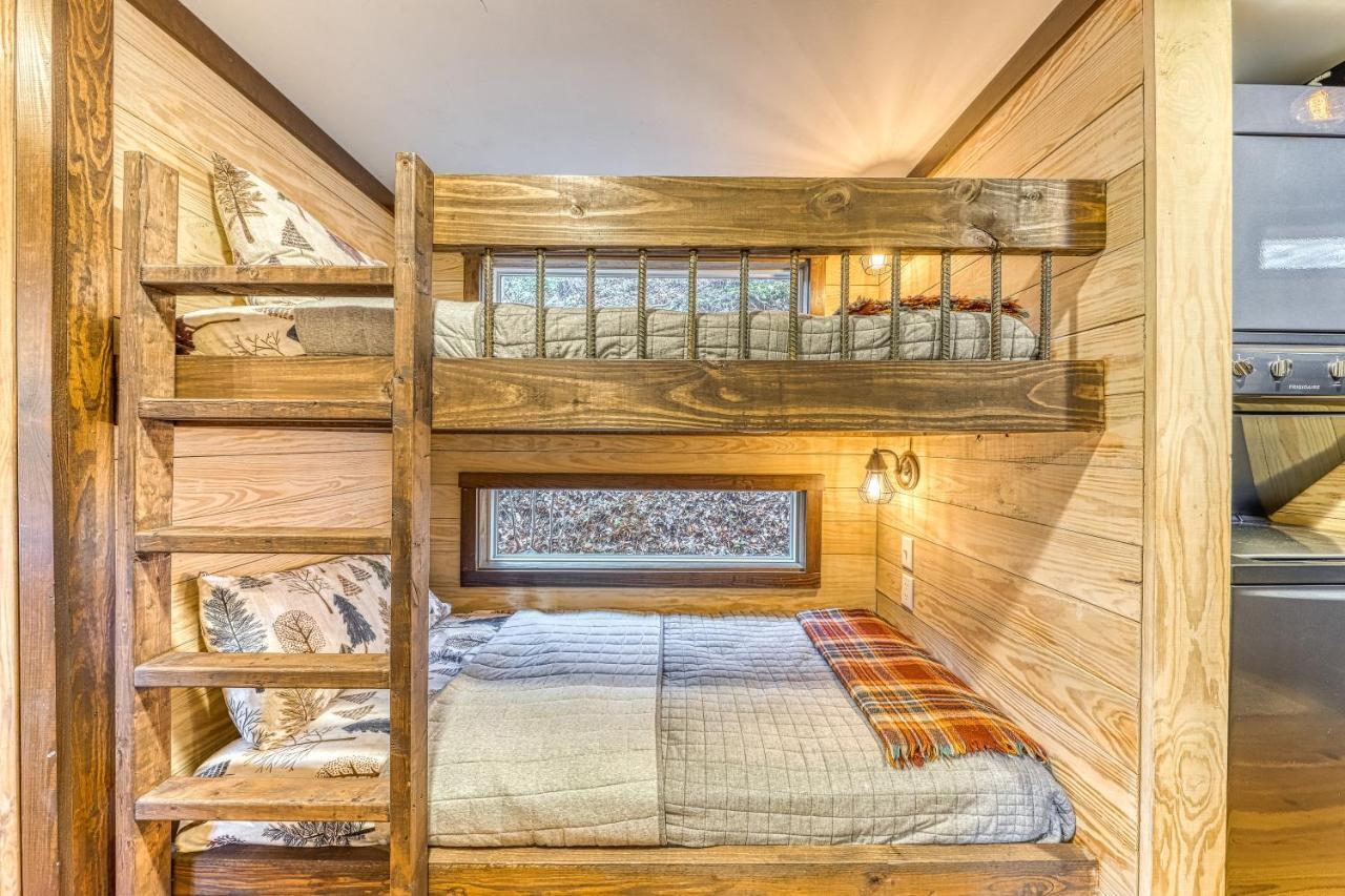 Smoky Mountain Tiny Home Пиджен-Фордж Экстерьер фото
